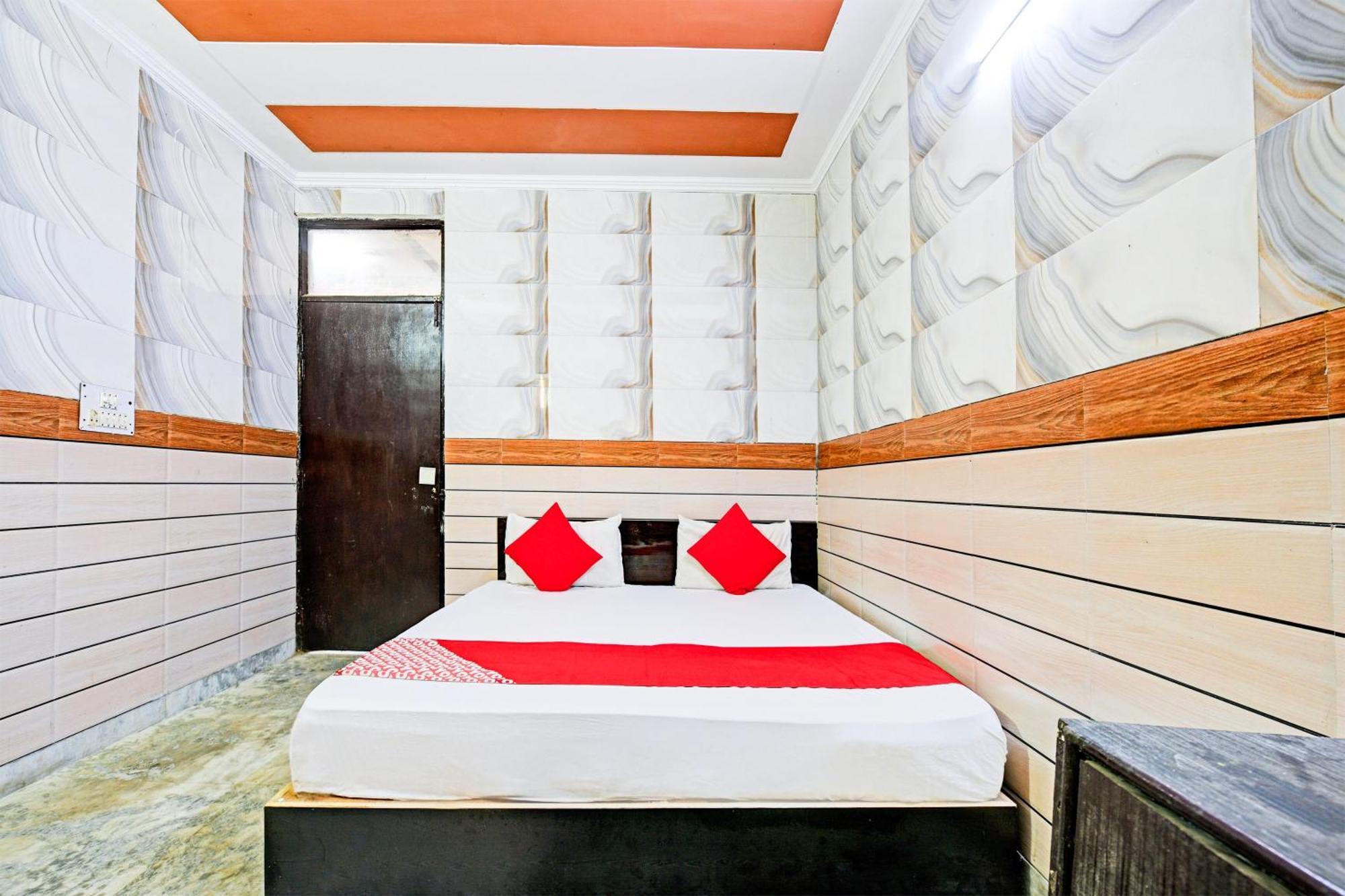 Hotel O Granville Нью-Дели Экстерьер фото